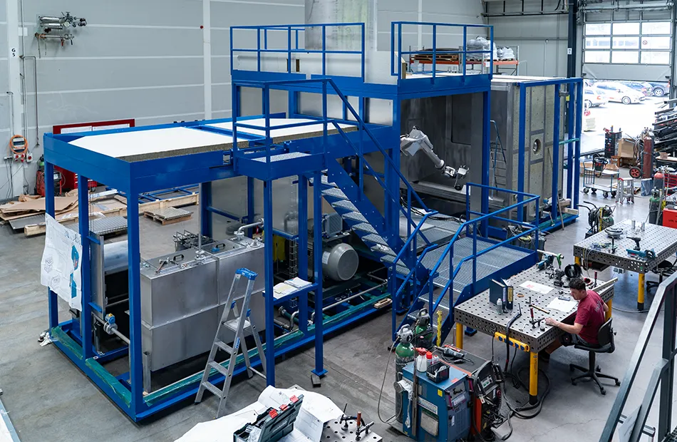 Hochdruckentgratanlage für Aluminiumgehäuse von vapic
